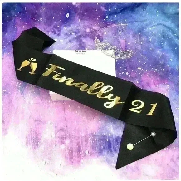 21 tiara and sash - Picture 3 of 3